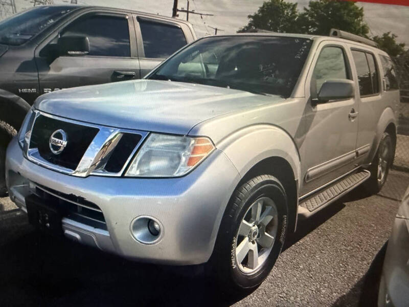 2009 Nissan Pathfinder SE