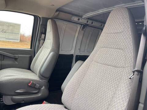 2025 GMC Savana 3500