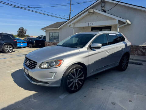 2016 Volvo XC60 T5 Drive-E Premier