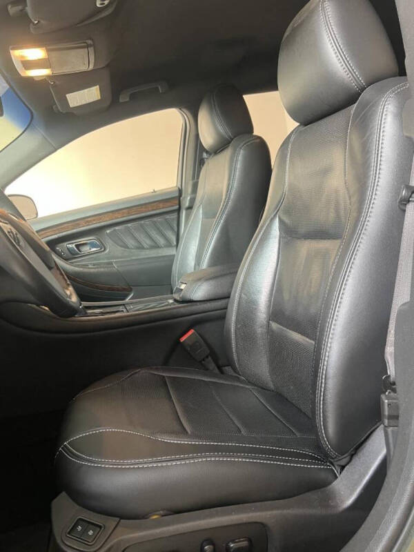 2013 Ford Taurus Limited