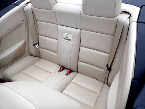 2010 Volkswagen Eos Lux