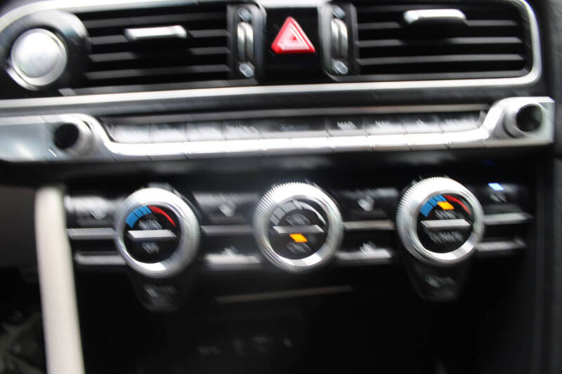 2019 Genesis G70