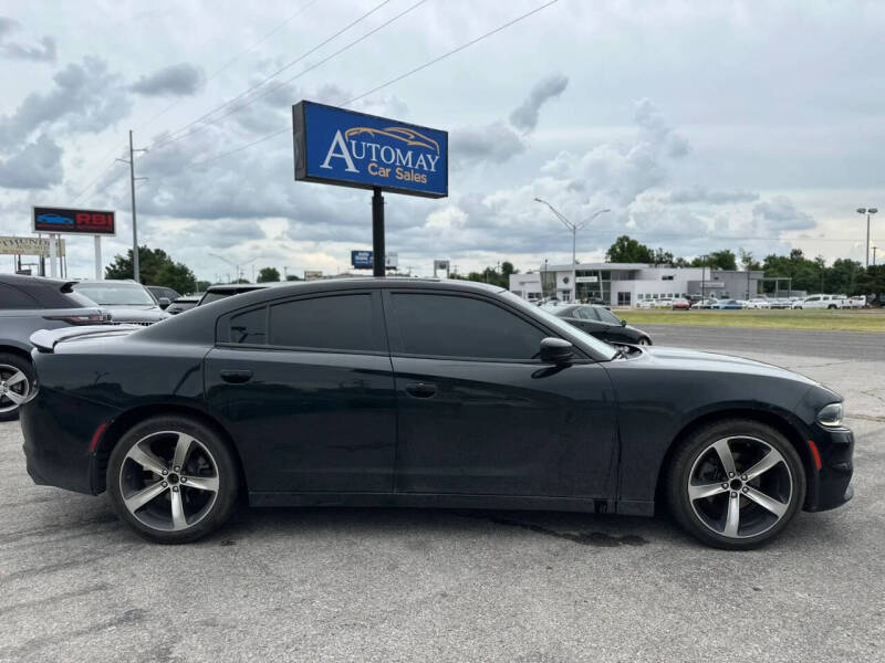 2017 Dodge Charger SE