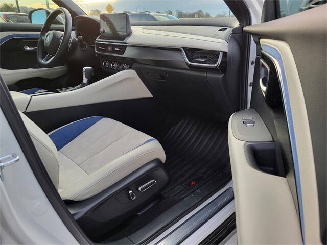 2025 Acura ADX w/A-SPEC