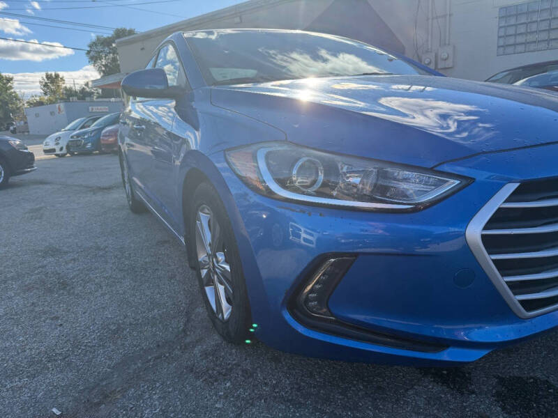 2017 Hyundai Elantra SE