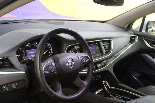 2021 Buick Enclave Essence
