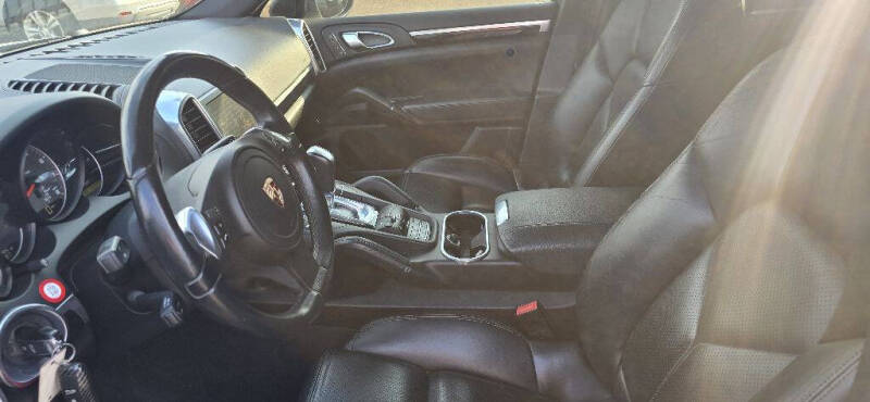 2011 Porsche Cayenne S