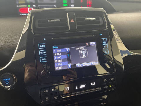 2019 Toyota Prius LE AWD-e