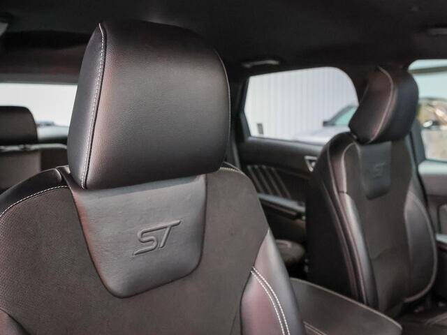 2023 Ford Edge ST