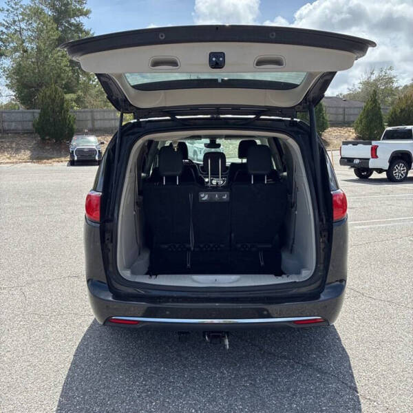 2019 Chrysler Pacifica Touring L
