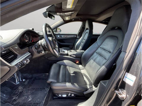 2017 Porsche Panamera 4S