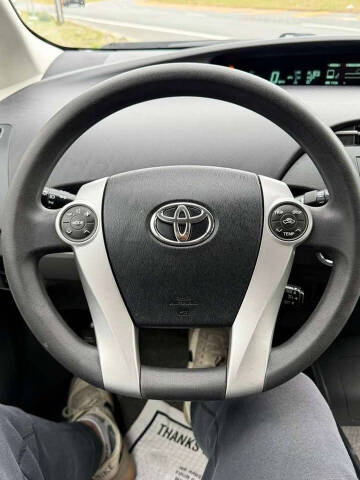 2011 Toyota Prius Two