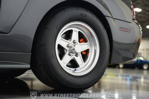 2004 Ford Mustang GT Deluxe