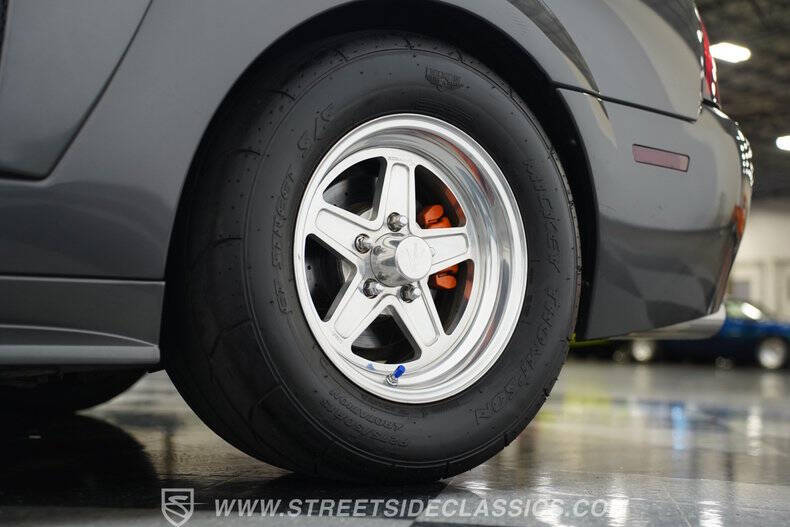 2004 Ford Mustang GT Deluxe