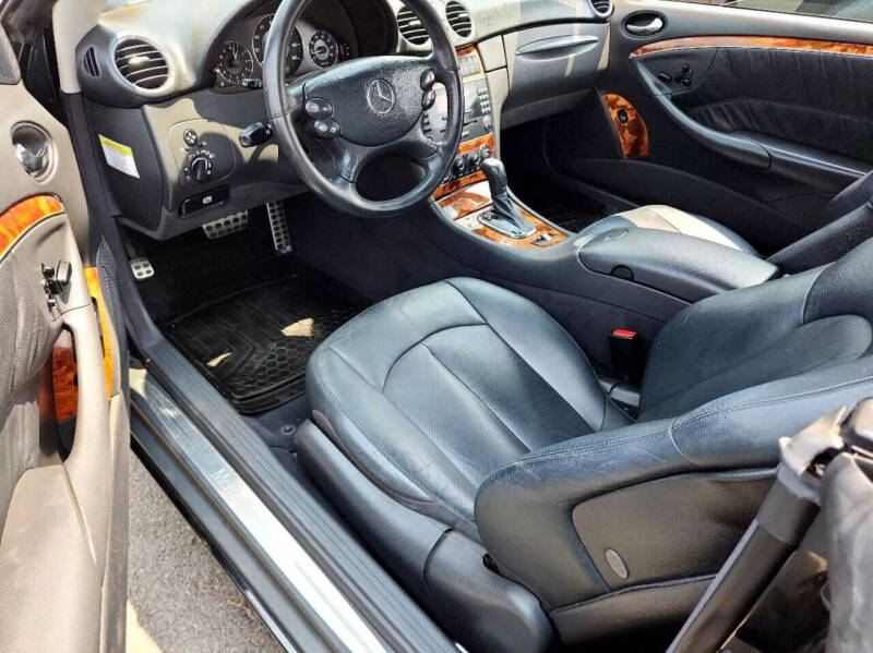 2005 Mercedes-Benz CLK CLK 320