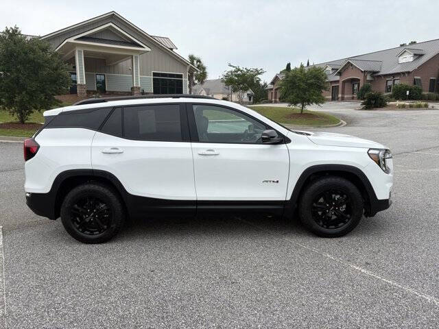 2024 GMC Terrain AT4