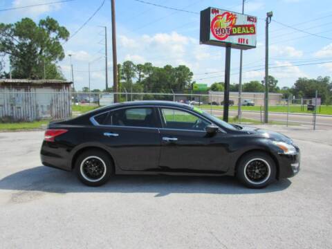 2013 Nissan Altima for sale at Checkered Flag Auto Sales EAST in Lakeland FL
