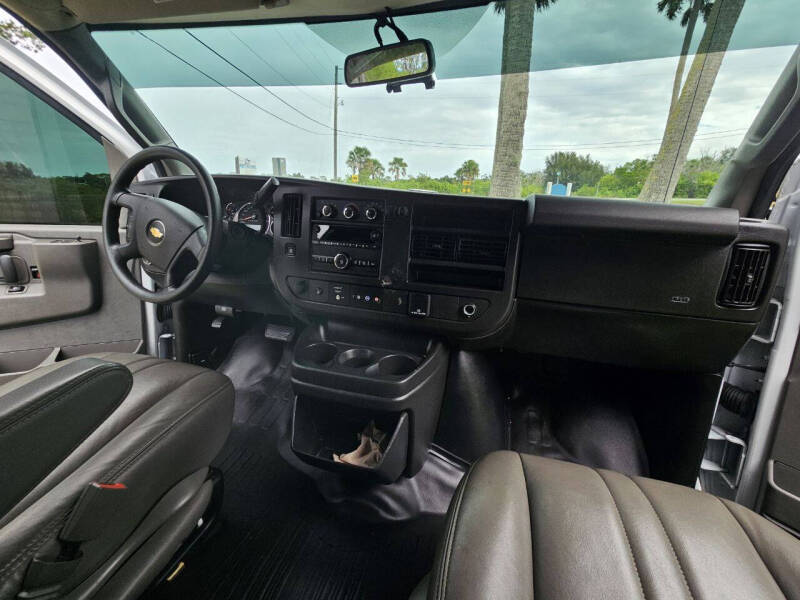 2021 Chevrolet Express 2500