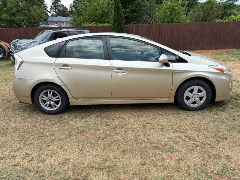 2010 Toyota Prius III