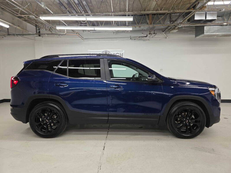 2022 GMC Terrain SLE