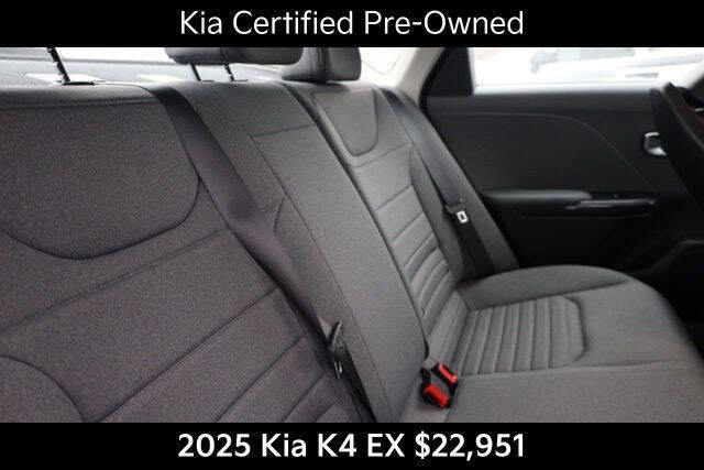 2025 Kia K4 EX