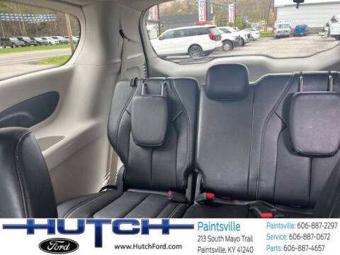 2024 Chrysler Pacifica Touring L