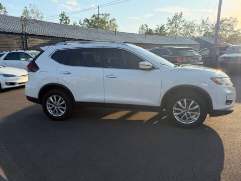 2018 Nissan Rogue SV