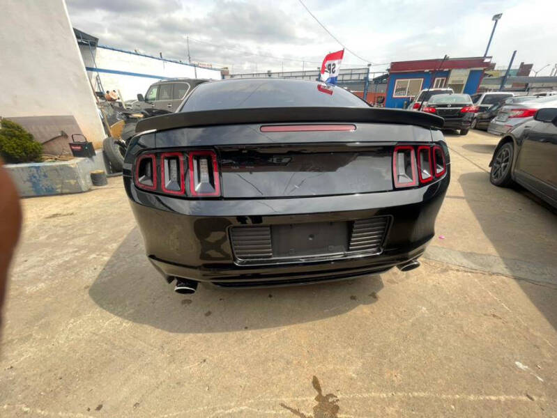 2013 Ford Mustang V6 Premium