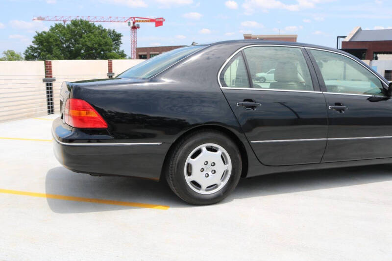 2002 Lexus LS 430