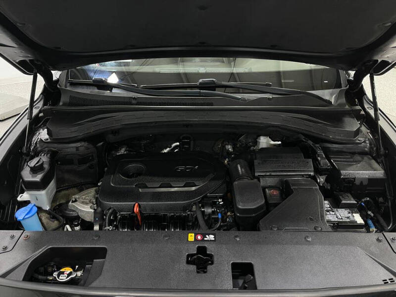 2020 Hyundai Santa Fe SE