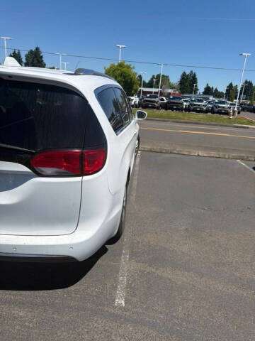 2018 Chrysler Pacifica Touring L