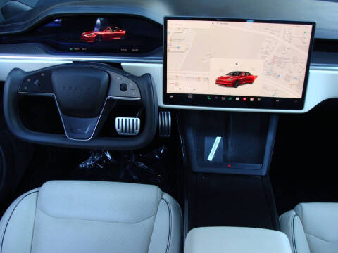 2023 Tesla Model S Plaid