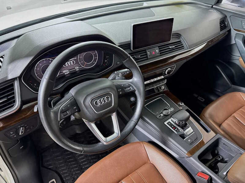 2019 Audi Q5 quattro Premium Plus 45 TFSI