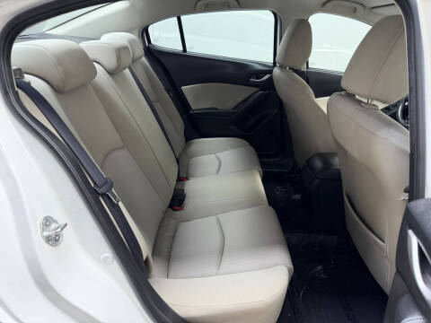 2014 Mazda MAZDA3 i Sport