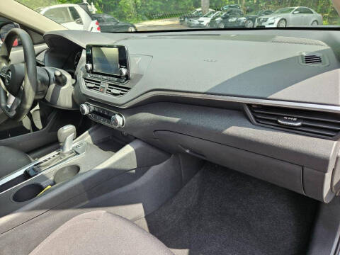 2022 Nissan Altima 2.5 S