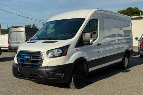 2022 Ford E-Transit 350