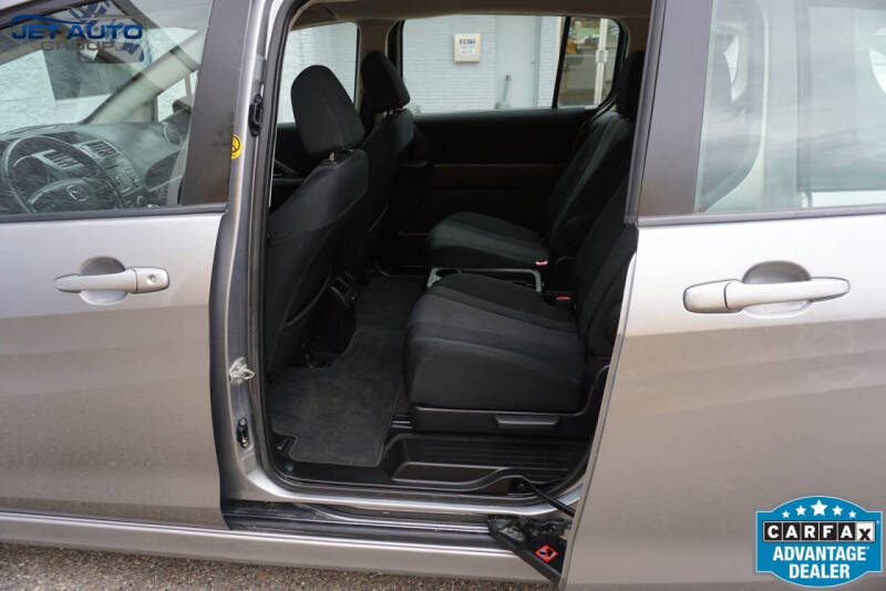 2013 Mazda MAZDA5 Touring
