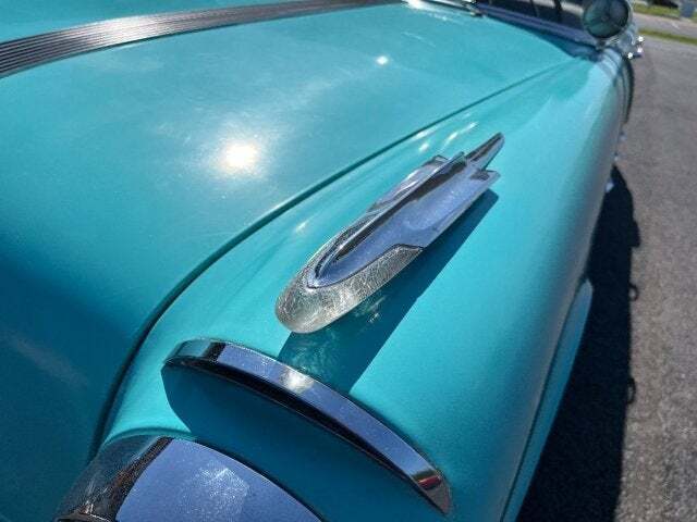 1955 Pontiac Chieftain 23