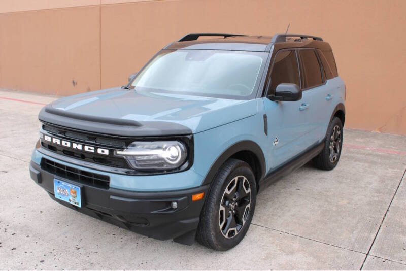 2021 Ford Bronco Sport Outer Banks photo 2