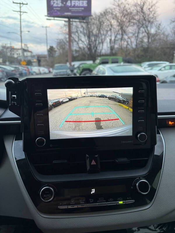 2021 Toyota Corolla LE