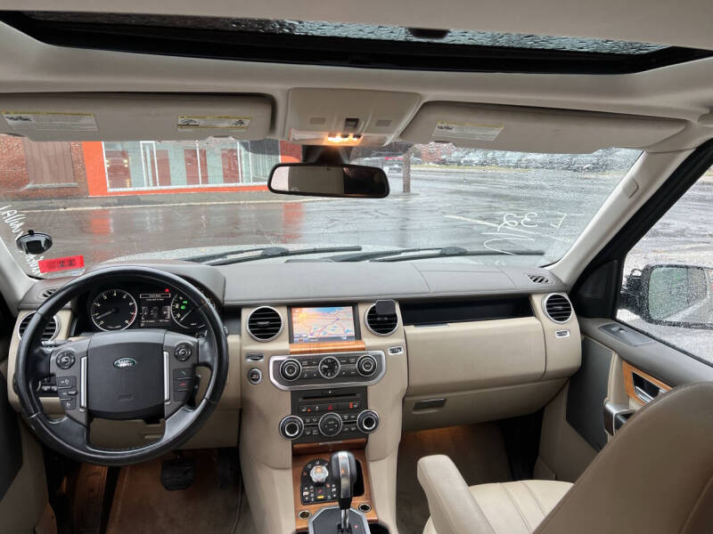 2011 Land Rover LR4