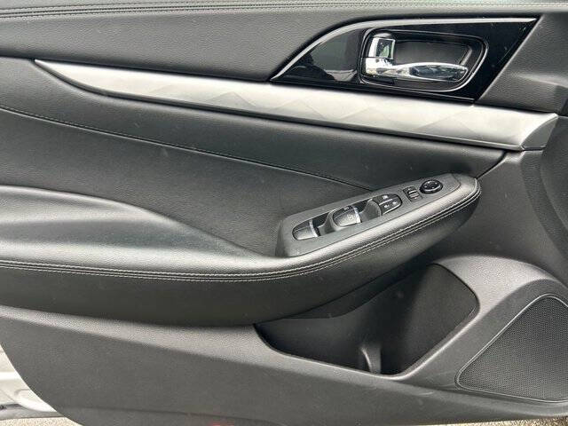 2022 Nissan Maxima 3.5 SV