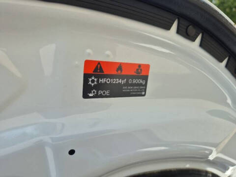 2026 Nissan LEAF Platinum+
