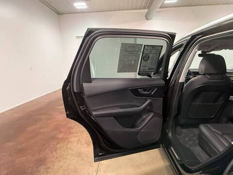 2023 Audi Q7 quattro Premium 45 TFSI