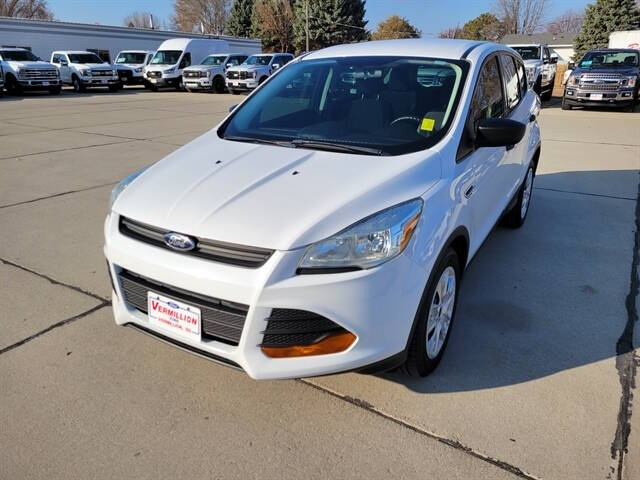 2016 Ford Escape S