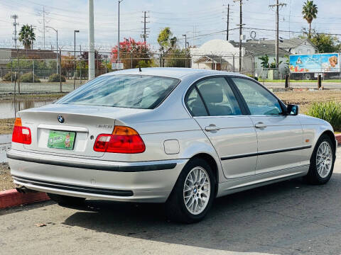 2000 BMW 3 Series 328i
