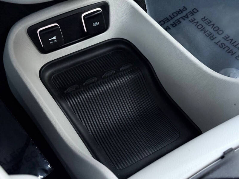 2018 Chrysler Pacifica Hybrid Touring Plus