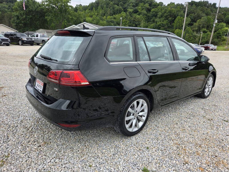 2016 Volkswagen Golf SportWagen