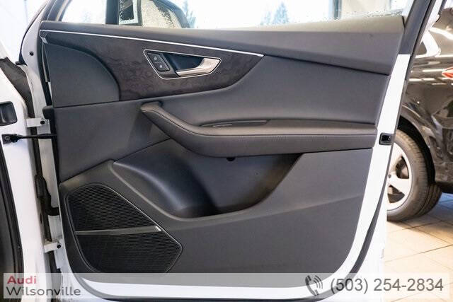 2023 Audi Q7 quattro Premium Plus 55 TFSI