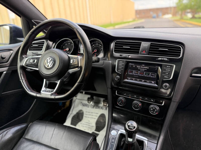 2015 Volkswagen Golf GTI S